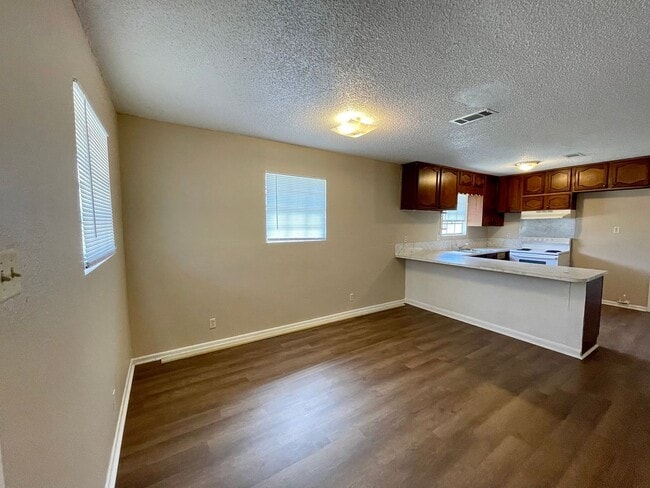 Photo - 2821 Pearl Ave Unit 2821 Pearl-RTR 10/29