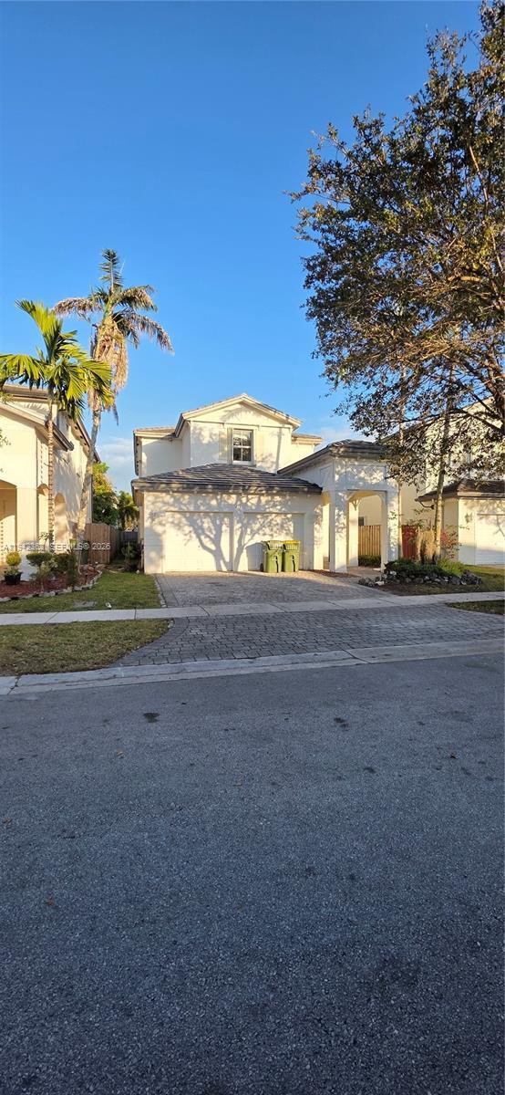 Photo - 215 NE 36th Avenue Rd