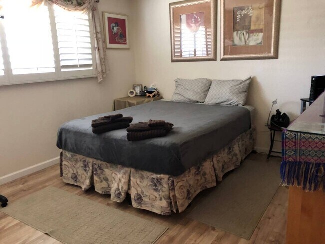 Photo - 1092 Keldon Dr