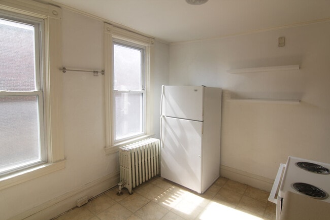 Photo - 620 West St Unidad 2