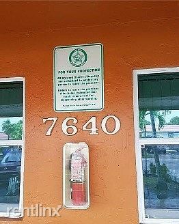 3 br, 2 bath Townhome - 7640 SW 10th St B - 3 br, 2 bath Townhome - 7640 SW 10th St B