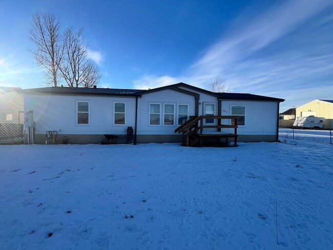 Photo - 1220 52nd St W