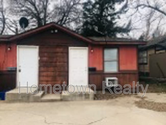 Building Photo - 1225 S Lee Ave Unit A