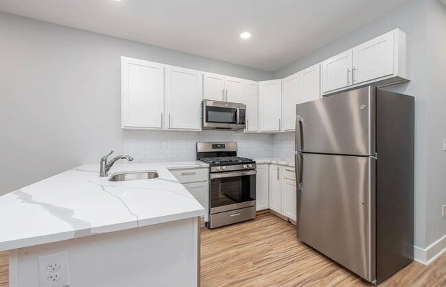 Photo - 2031 S 19th St