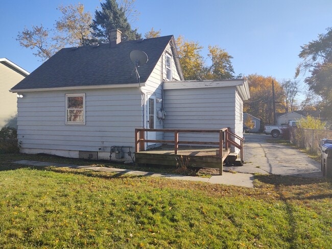 Photo - 10398 W Waldo Ave