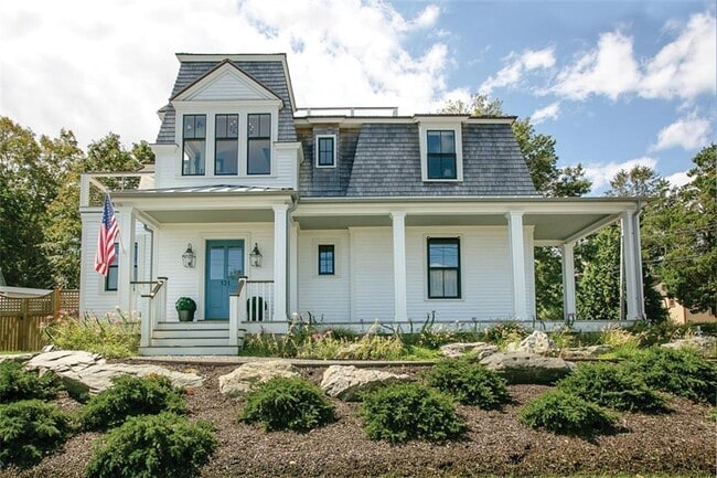 Building Photo - 131 Eustis Ave