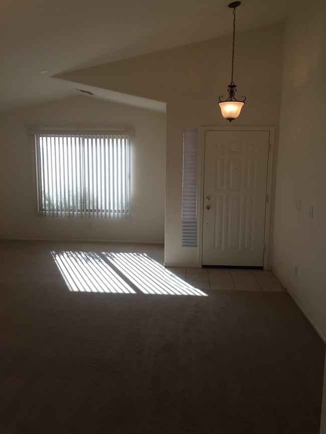 Photo - 16042 W Durango St