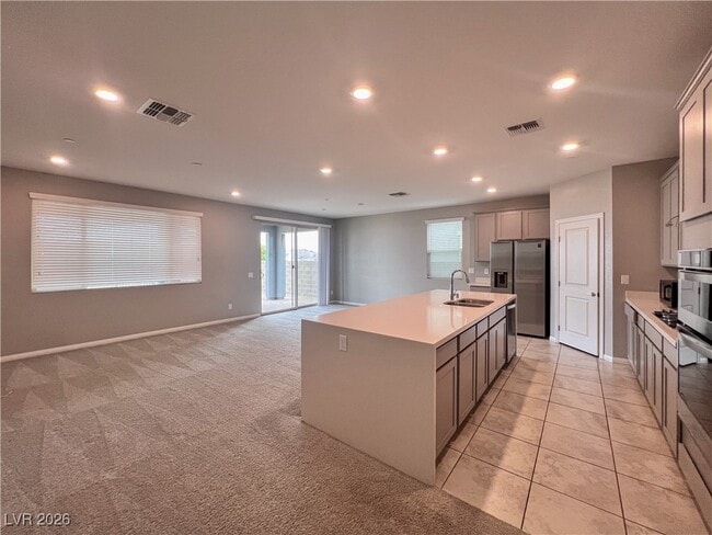 Photo - 384 Purple Sandpiper St