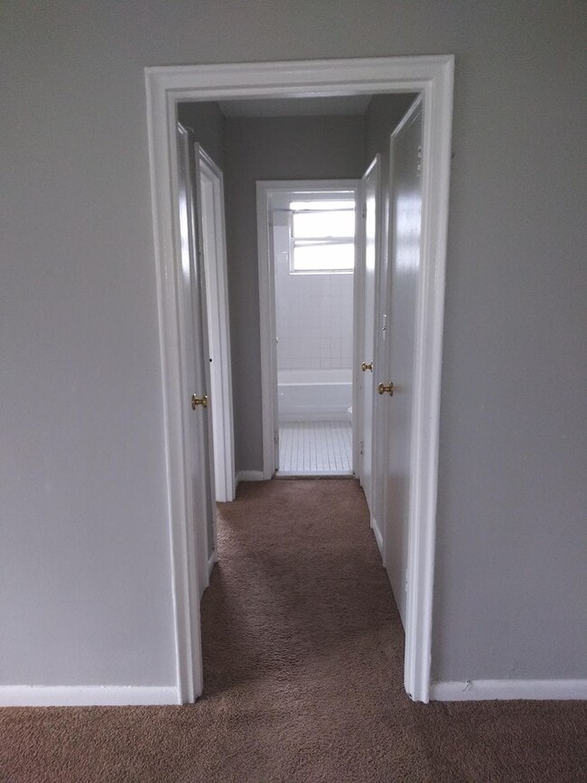 Photo - Netherland Gardens Unit 205 W Post Road E1N