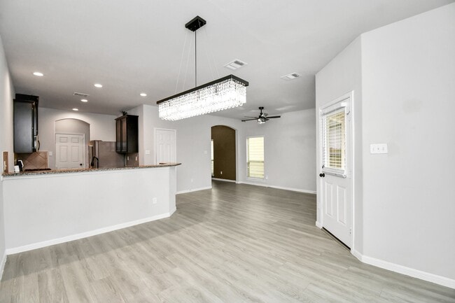 Building Photo - 13426 Merryville Harrogate Ln