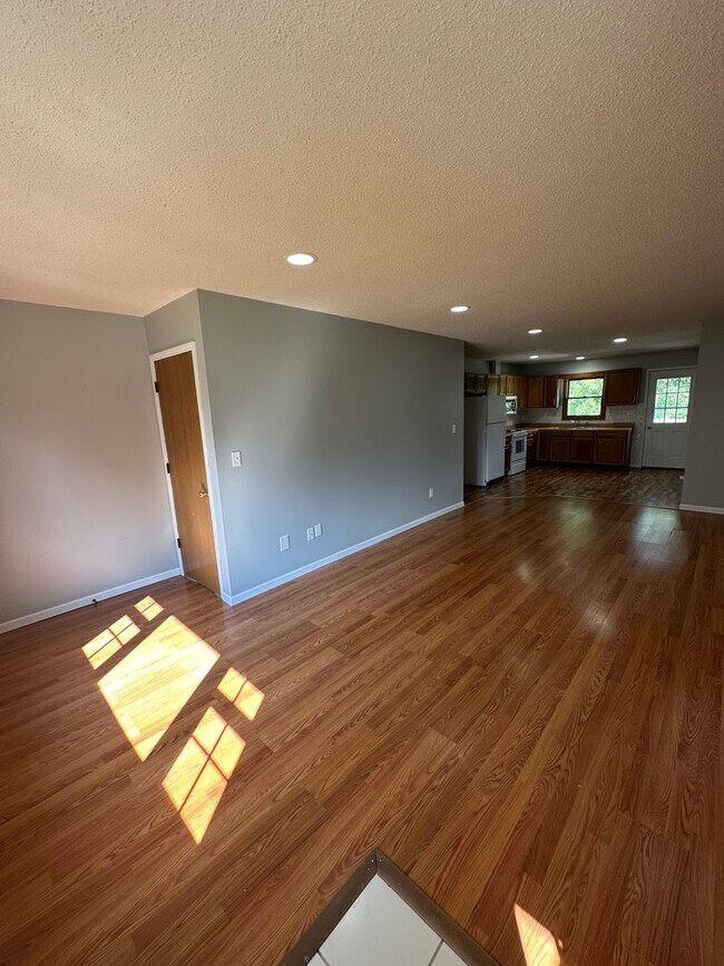 Two Bedroom Duplex Townhome For Rent in Marshallville, OH