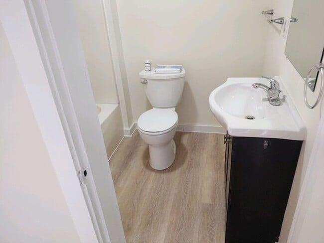 Photo - 56 Park St Unit 1