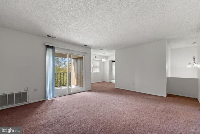 Photo - 424 Meadowview Ln Unit 424