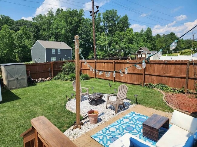 Photo - 4131 Library Ln NW