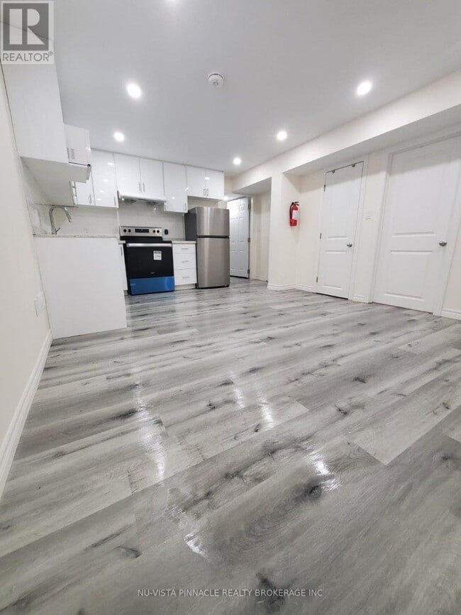 Photo - 289 Middleton Ave