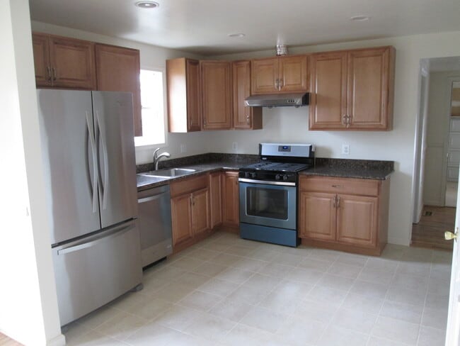 Photo - 5283 Ilchester Rd