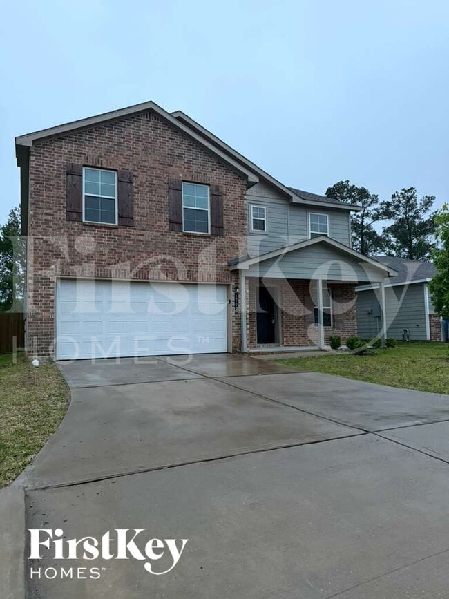 Building Photo - 17640 Cedar Crst Dr