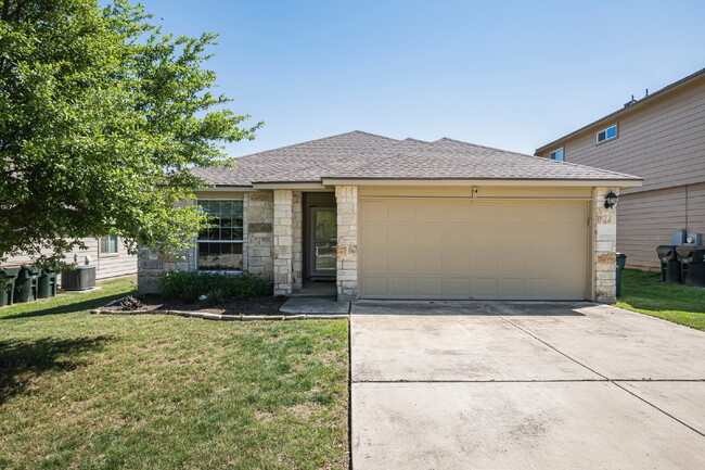 Charming 3-Bedroom with 2 Baths Cottonwood... - Charming 3-Bedroom with 2 Baths Cottonwood... Apartment