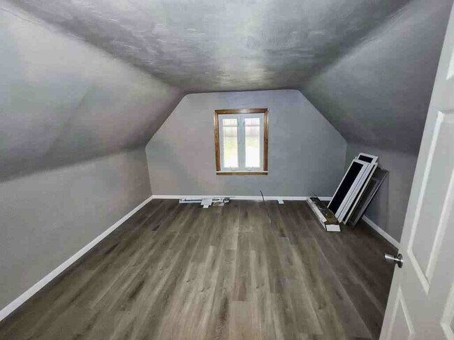 Photo - 1358 5th Ave