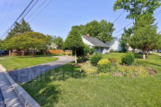 Photo - 330 Compton Ave