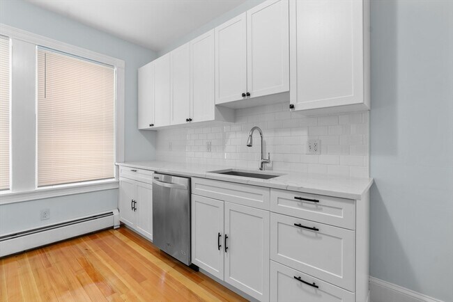 Photo - 15 Romsey St Apartments Unit 1