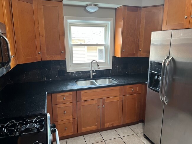 Photo - 1050 W Touhy Ave Unit 2