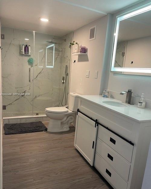 Photo - 671 NE 195th St Unit 404E