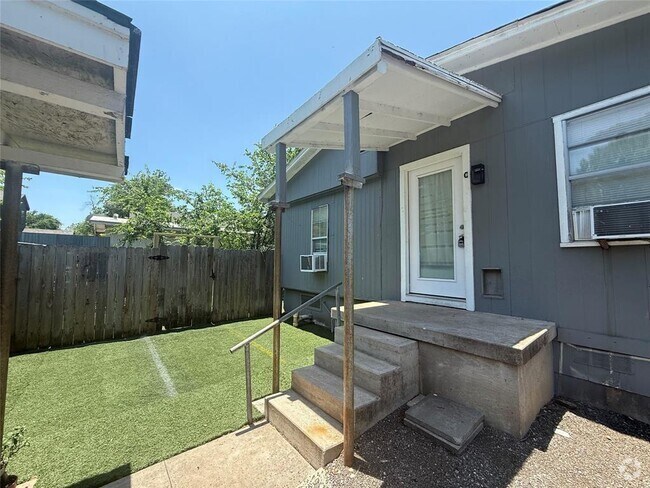 Building Photo - 5901 Nancy Dr Unit C Rental