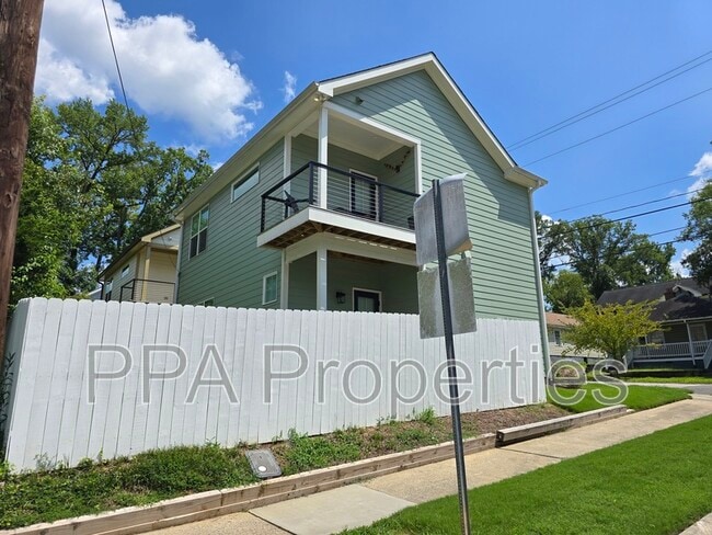 Photo - 1518 W Knox St