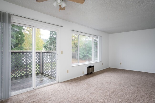 Photo - #306 WOODSIDE VISTA