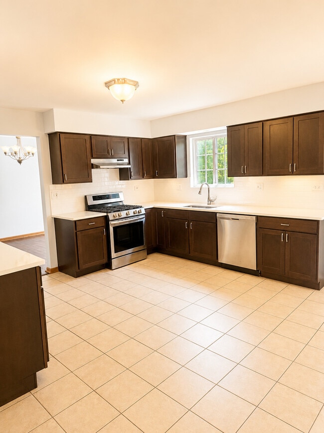 Photo - 1462 Glen Ellyn Rd