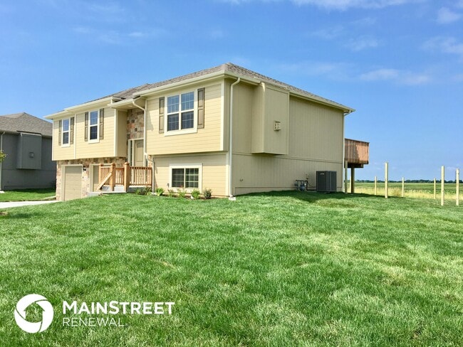 Photo - 19124 Corbyn Ln