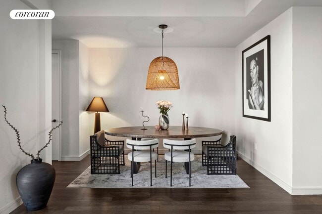 Photo - 515 W 18th St