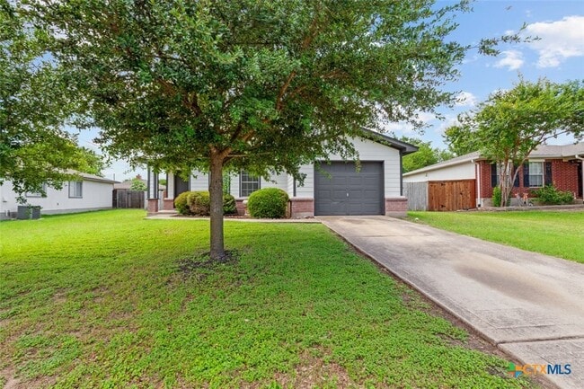 Photo - 112 James Lin Cir