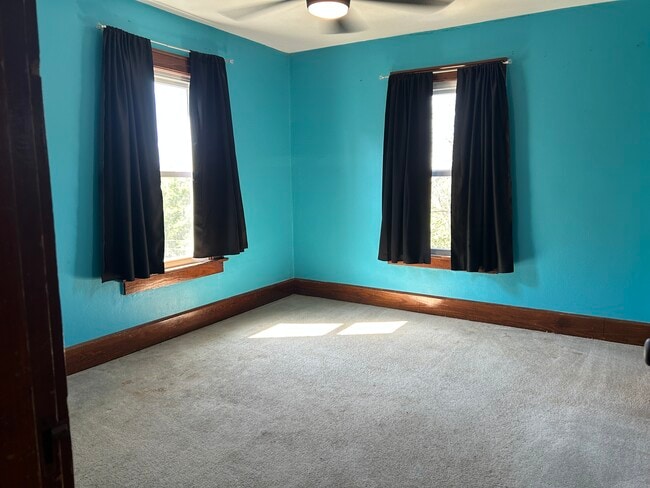 Building Photo - 317 N High St Rental