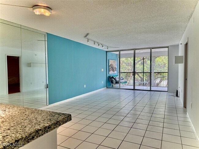 Photo - 3910 Inverrary Blvd Unit 407-B