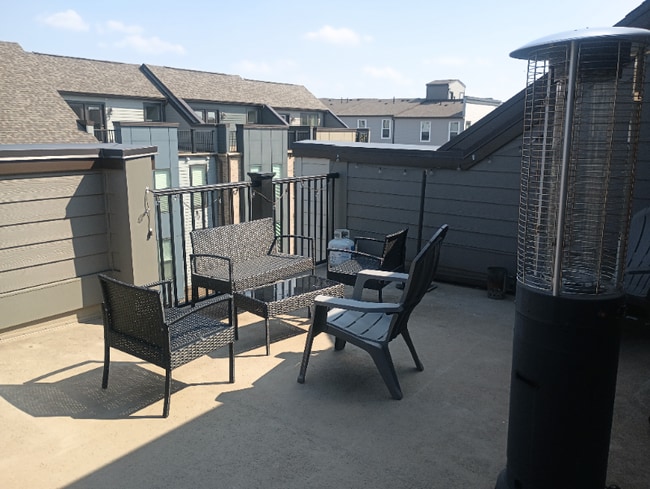 Photo - 2327 Liberty Lp