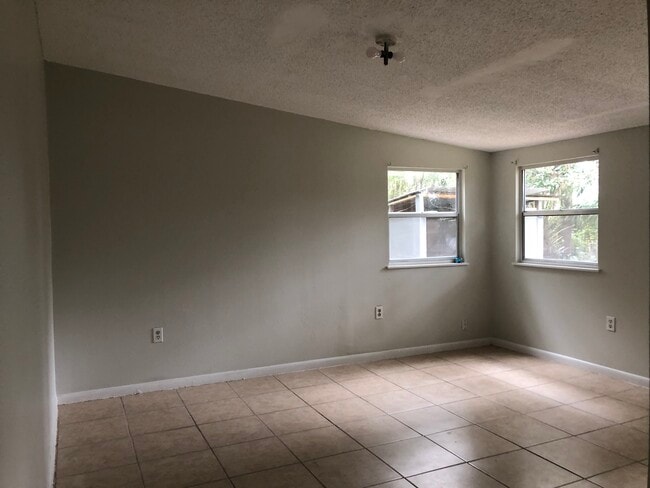 Photo - 1118 SW Castle Heights Terrace