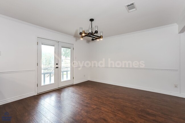 Photo - Updated 3BR Sherwood Home with Huge Fenced Yard