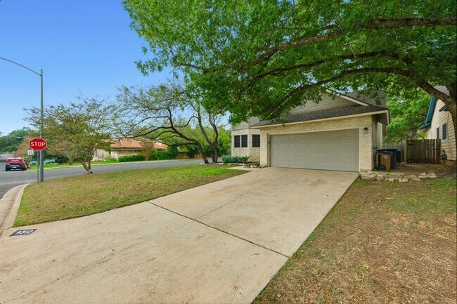 Photo - 9312 Roxanna Dr