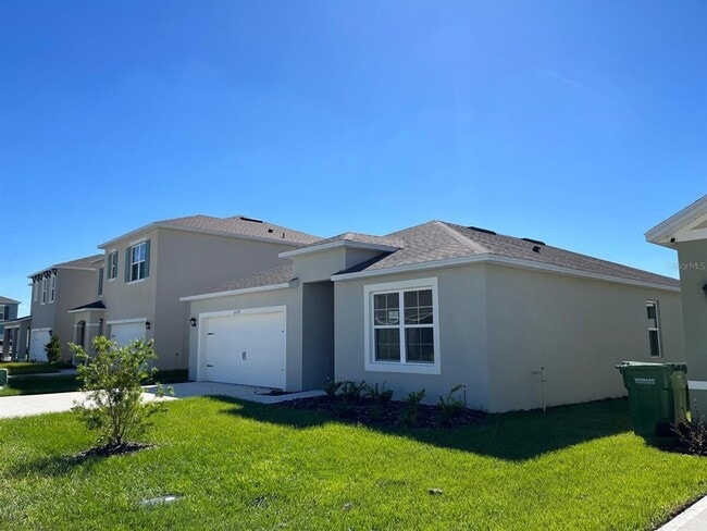 Building Photo - 2227 Author Hls St