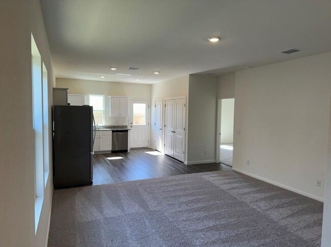 Photo - 309 Plateau St