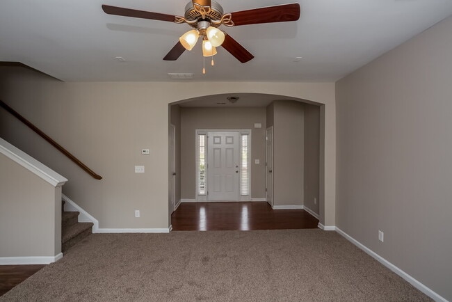 Photo - 137 Centerra Springs Dr