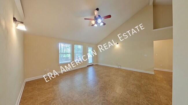 Photo - 415 John King Rd