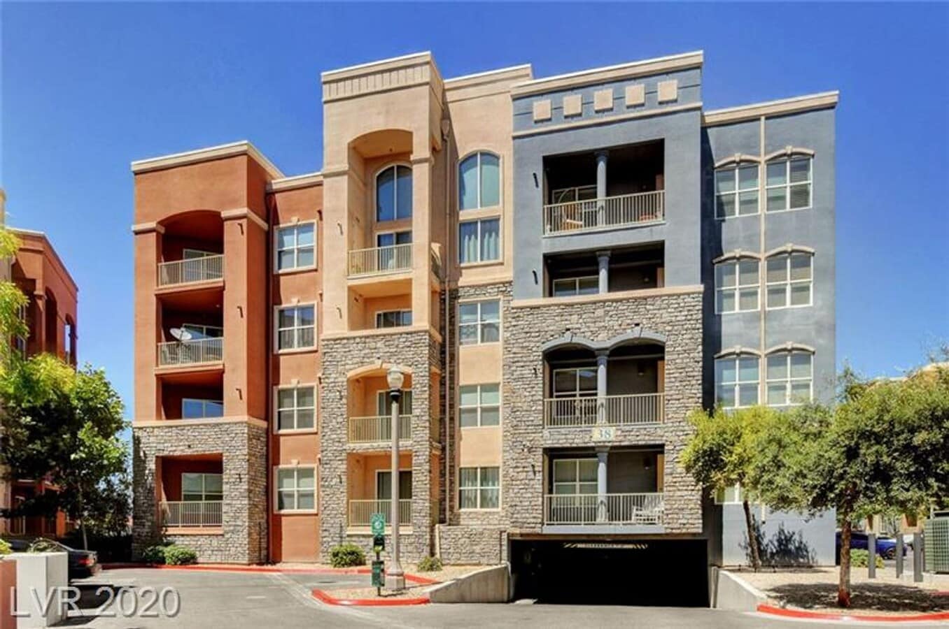Modern Condo Living with Luxury Finishes i... - Modern Condo Living with Luxury Finishes i...