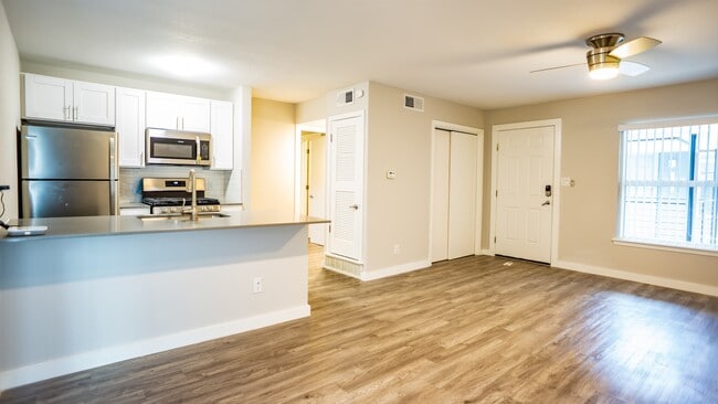 Mueller Square Apartments