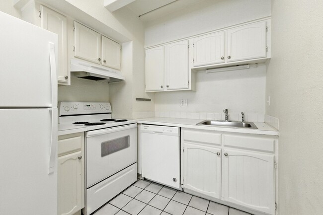 Photo - 1 Bed 1 Bath Condo In The Heart Of Denver