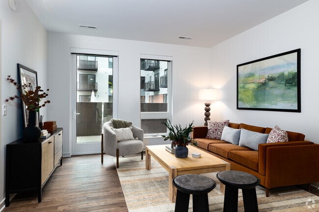 1BR, 1BA - 755SF - B2
