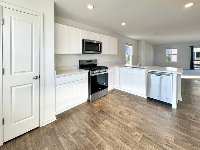 Photo - 2241 Sassafras Wy