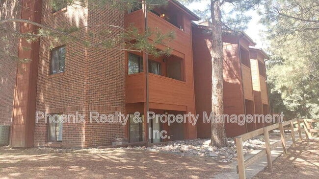Building Photo - 1909 Centennial Dr Rental